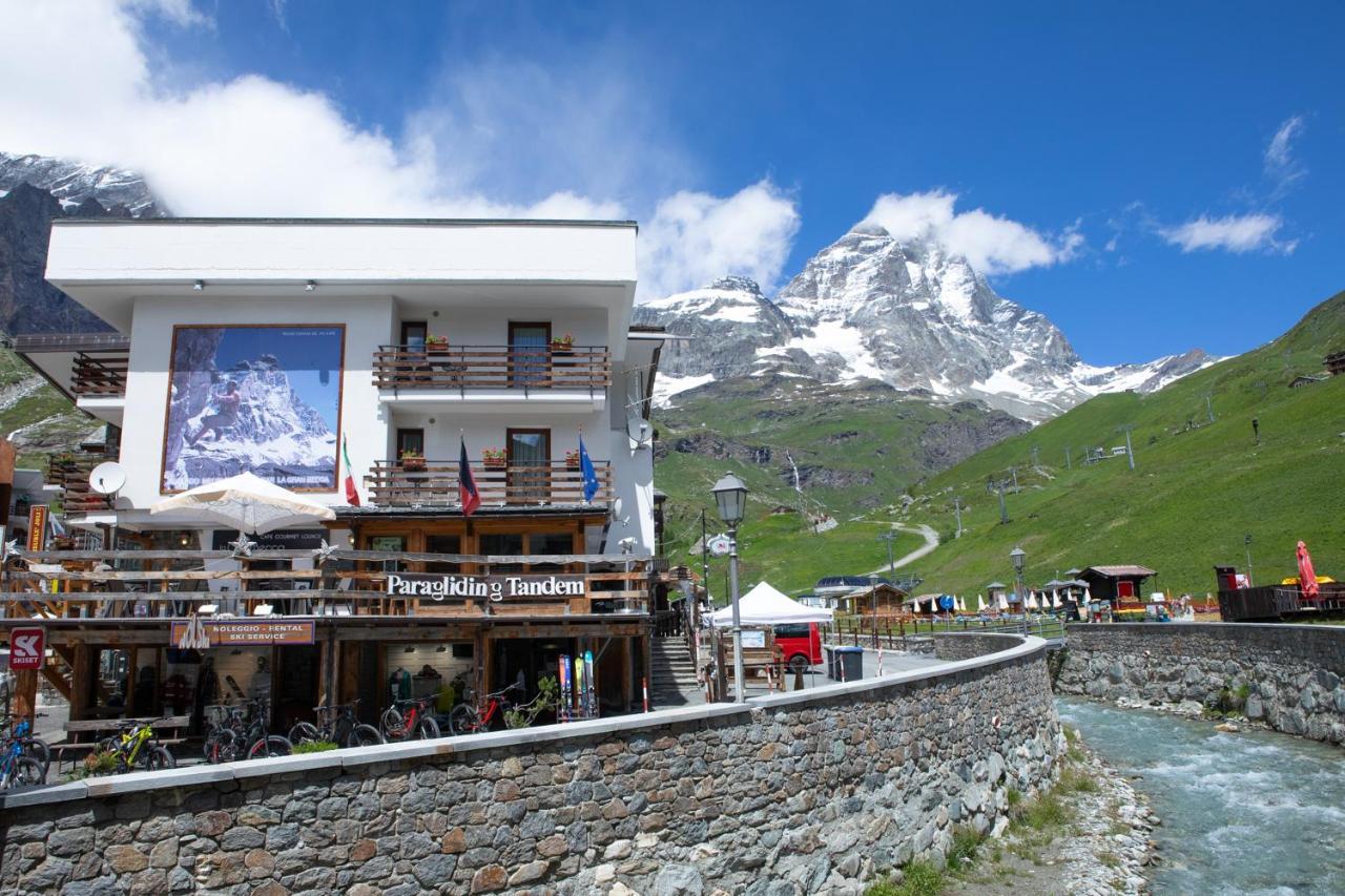 Hotel Meuble' Joli Breuil-Cervinia Exteriér fotografie