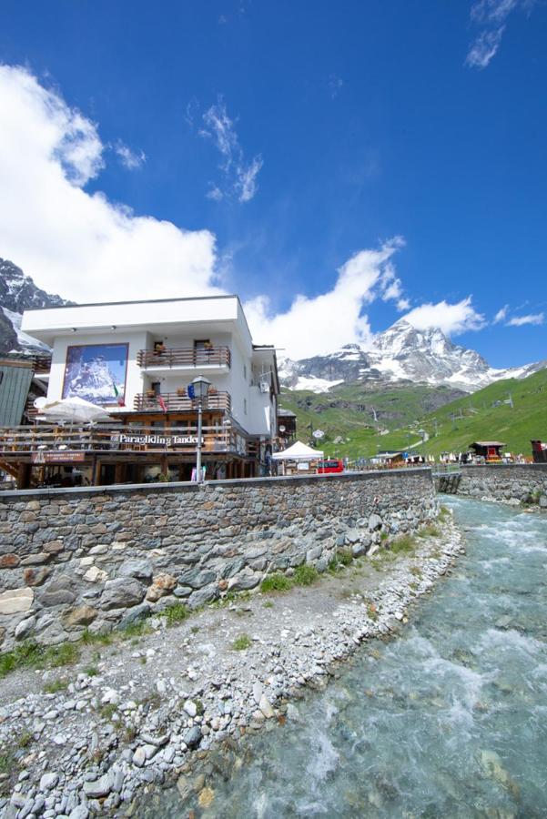 Hotel Meuble' Joli Breuil-Cervinia Exteriér fotografie