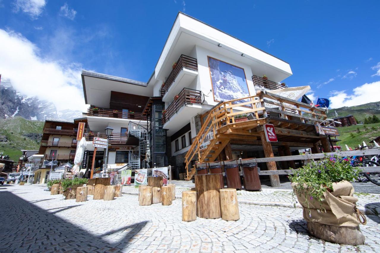 Hotel Meuble' Joli Breuil-Cervinia Exteriér fotografie