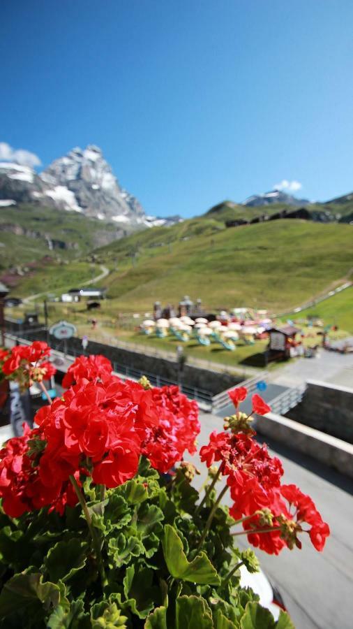 Hotel Meuble' Joli Breuil-Cervinia Exteriér fotografie